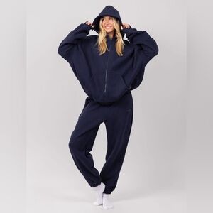 Comfrt Navy Cloud Bundle NWOT Size XS (oversized)